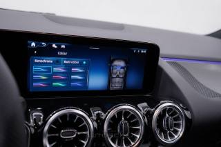 MERCEDES-BENZ GLA 200 usata, con Touch screen