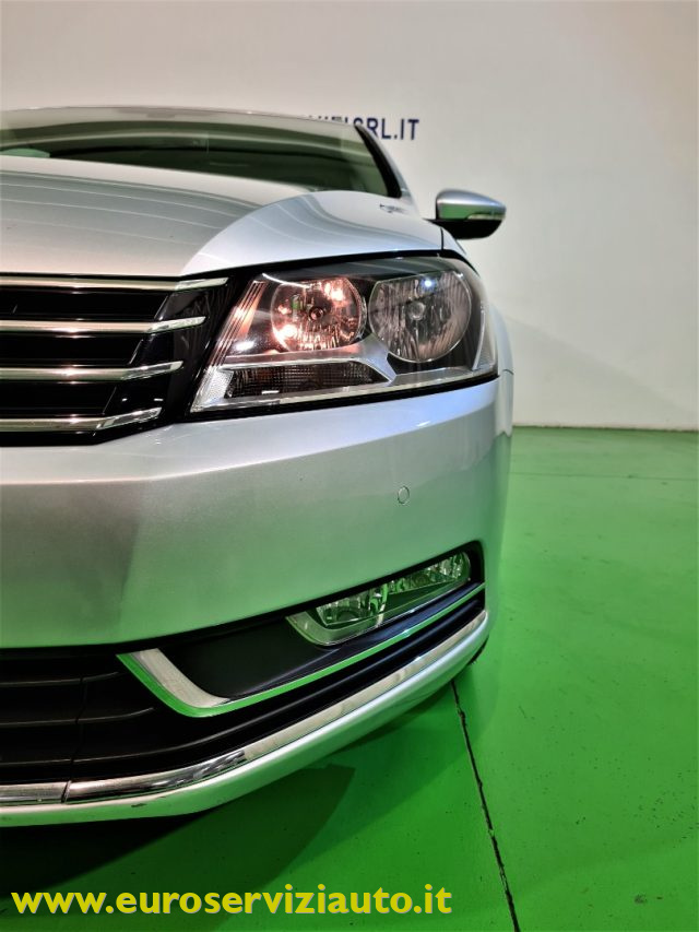 VOLKSWAGEN Passat usata 53