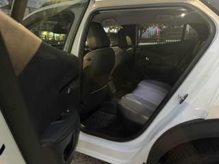 PEUGEOT 2008 usata, con Bracciolo