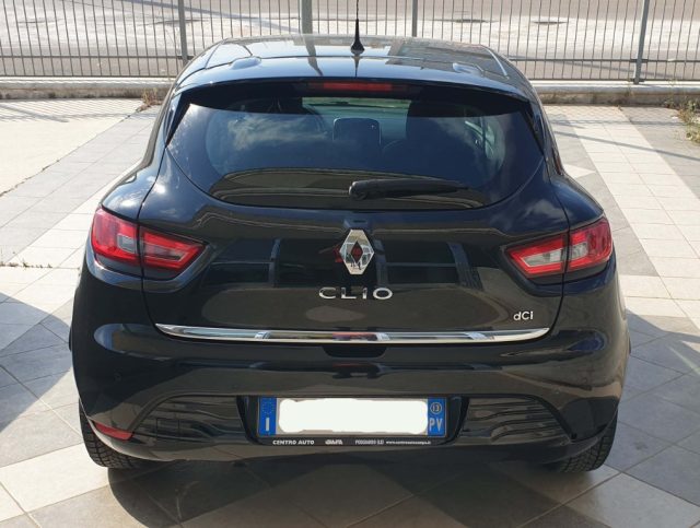 RENAULT Clio usata, con Alzacristalli elettrici
