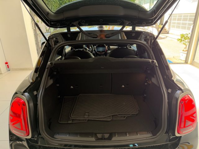 MINI Cooper usata, con Sistema di navigazione