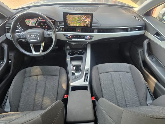 AUDI A4 usata, con Volante in pelle