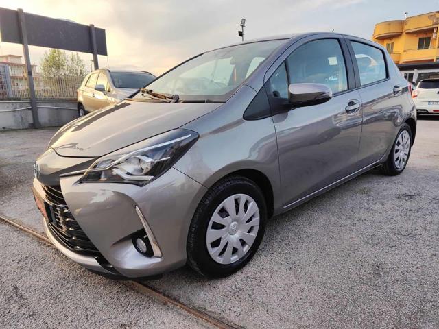 TOYOTA Yaris usata, con Alzacristalli elettrici