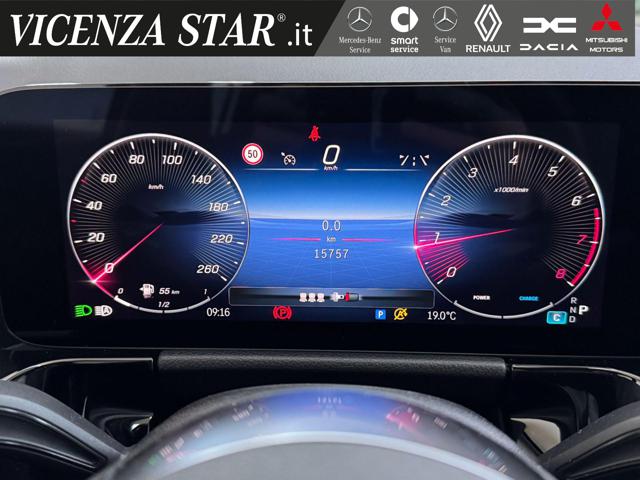 MERCEDES-BENZ GLA 180 usata, con Controllo automatico clima