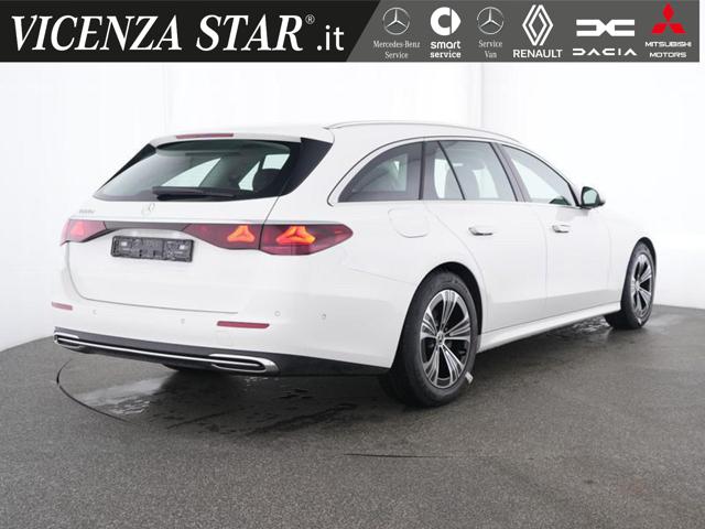 MERCEDES-BENZ E 220 usata, con Airbag