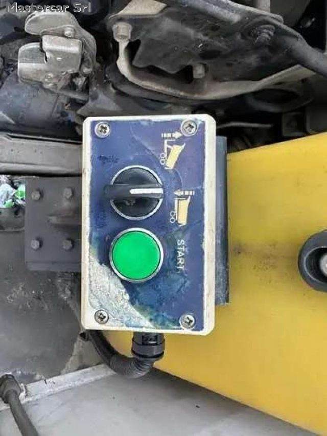 MITSUBISHI Canter usata 10