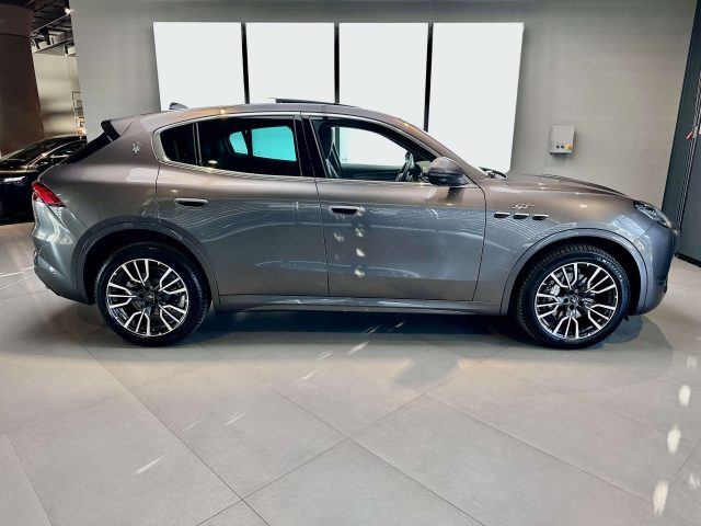 MASERATI Grecale usata, con Alzacristalli elettrici