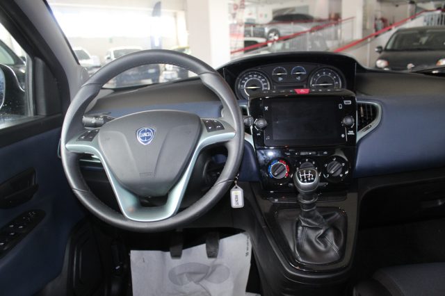 LANCIA Ypsilon usata, con Controllo trazione