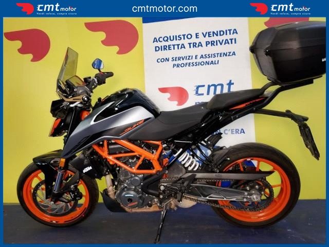 KTM 390 Duke usata 2