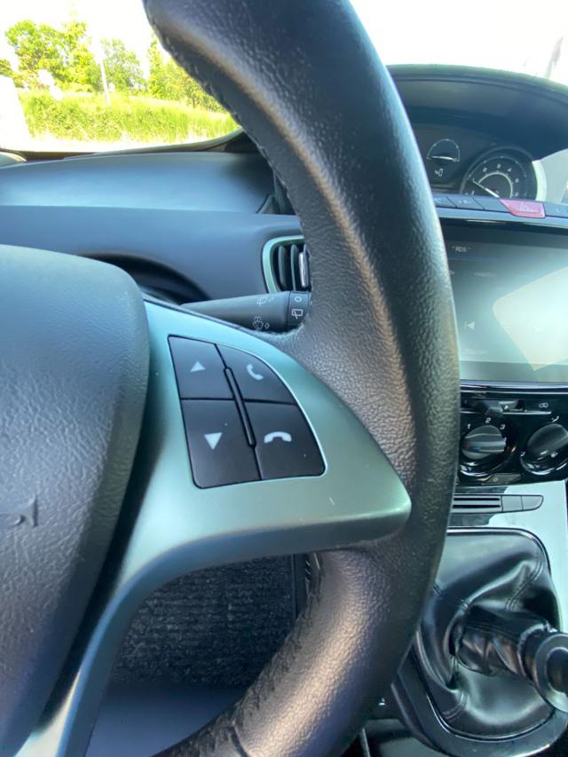 LANCIA Ypsilon usata 26