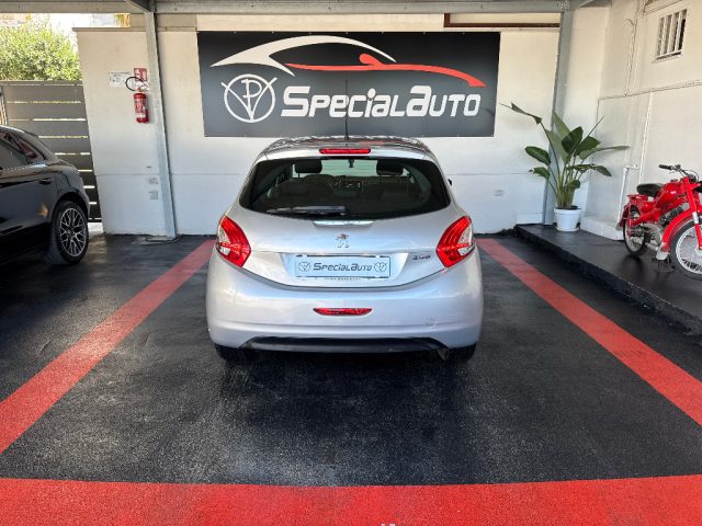 PEUGEOT 208 usata, con Cerchi in lega
