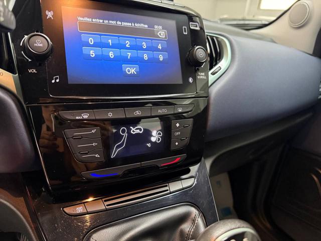 LANCIA Ypsilon usata, con Fendinebbia