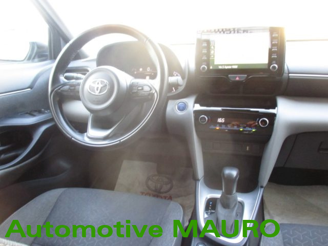 TOYOTA Yaris Cross usata, con Autoradio digitale