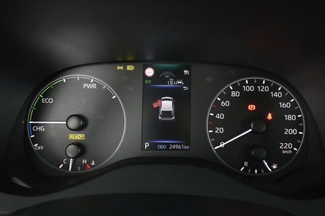 TOYOTA Yaris usata 6