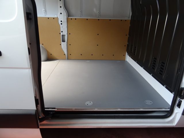 RENAULT Master usata, con Lettore CD