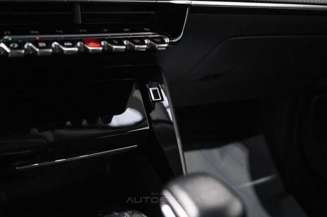 PEUGEOT 2008 usata, con Controllo elettronico della corsia