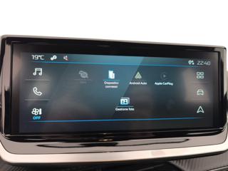 PEUGEOT 2008 usata, con Sedile posteriore sdoppiato
