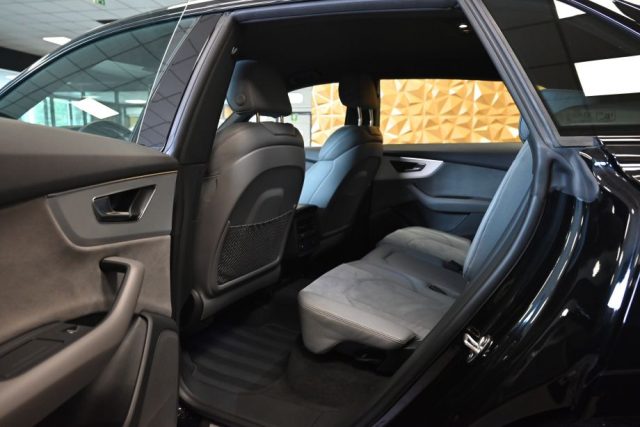 AUDI Q8 usata 23