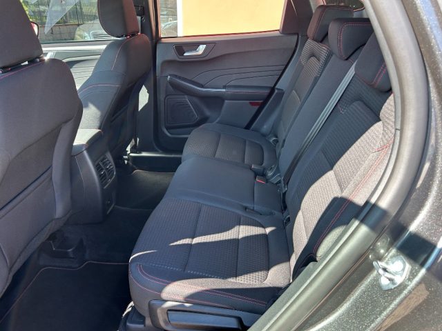 FORD Kuga usata, con Boardcomputer