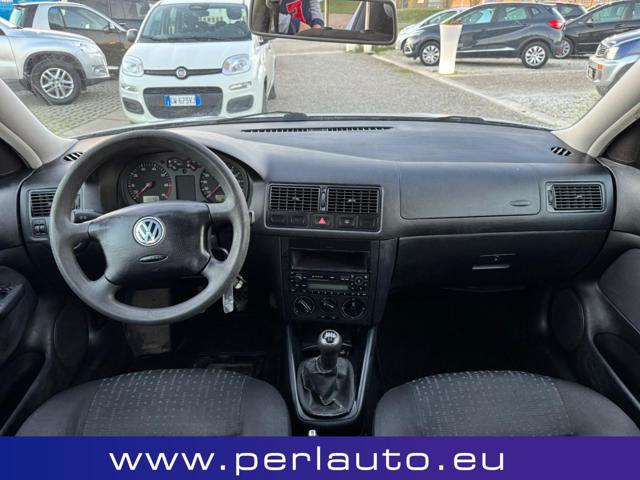 VOLKSWAGEN Golf usata, con Lettore CD