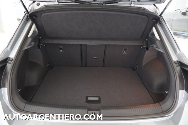 VOLKSWAGEN T-Roc usata, con Specchietti laterali elettrici