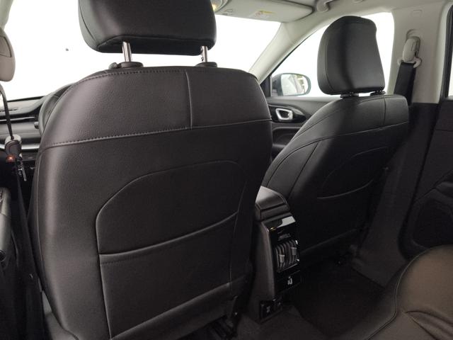 JEEP Compass usata, con Sedile posteriore sdoppiato