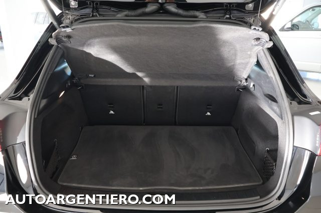 MERCEDES-BENZ GLA 180 usata, con Bluetooth