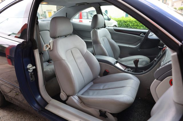 MERCEDES-BENZ CLK 200 usata, con Climatizzatore