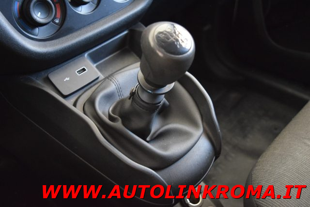 FIAT Doblo usata, con USB