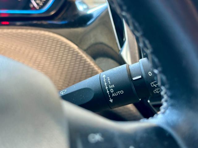 PEUGEOT 2008 usata, con Interni in pelle