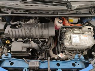 TOYOTA Yaris usata, con Volante multifunzione