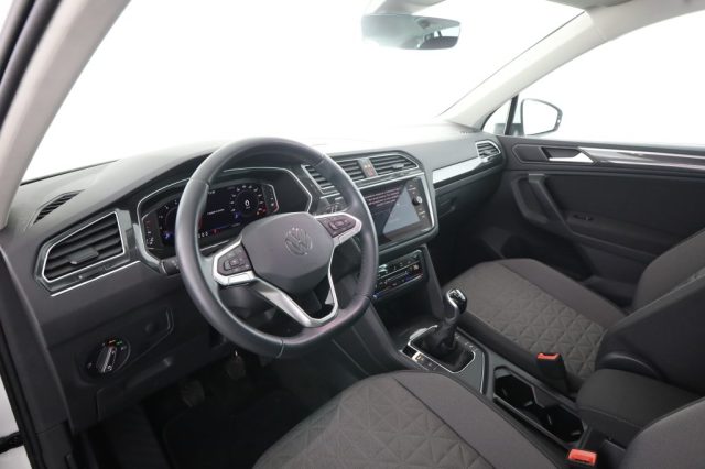 VOLKSWAGEN Tiguan usata 1