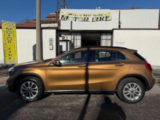 MERCEDES-BENZ GLA 180 usata, con Airbag