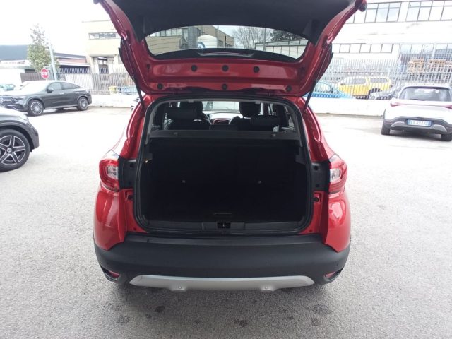 RENAULT Captur usata, con Volante multifunzione