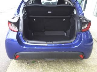MAZDA 2 usata, con Volante in pelle