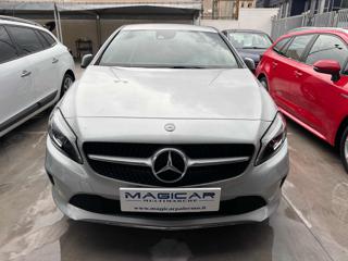 MERCEDES-BENZ A 180 usata, con Alzacristalli elettrici
