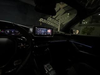 PEUGEOT 2008 usata, con Specchietti laterali elettrici