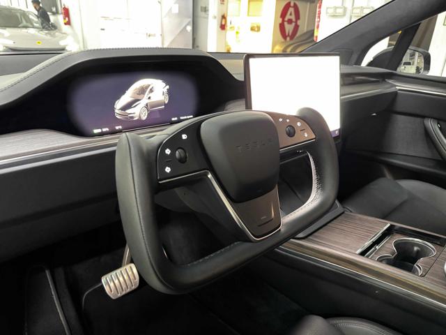 TESLA Model X usata 19