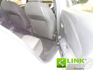 OPEL Corsa usata, con Luci diurne