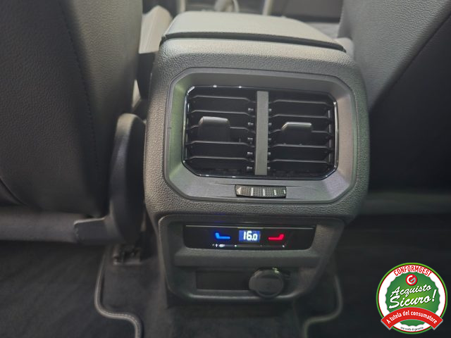 VOLKSWAGEN Tiguan usata, con Touch screen