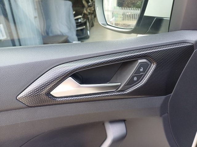 VOLKSWAGEN T-Cross usata, con MP3