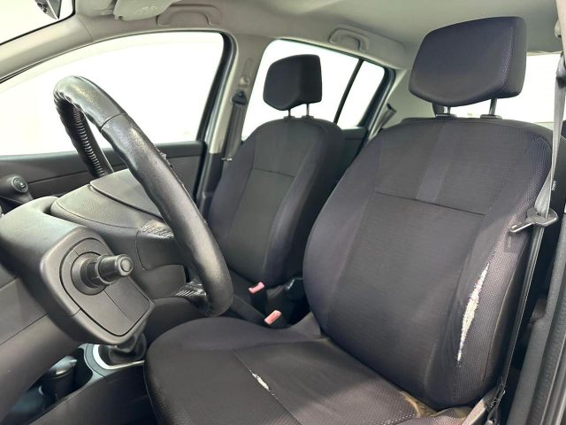 RENAULT Clio usata, con Servosterzo