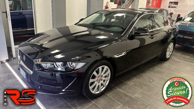 JAGUAR XE usata, con Airbag laterali