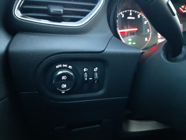 OPEL Grandland X usata, con Sistema di navigazione