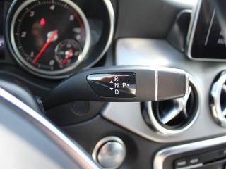 MERCEDES-BENZ GLA 200 usata, con Leve al volante