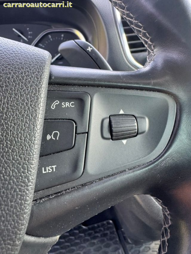 PEUGEOT Traveller usata, con Volante in pelle