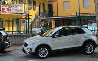 VOLKSWAGEN T-Roc 1.0 TSI Life
