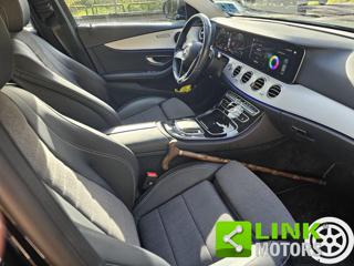 MERCEDES-BENZ E 220 usata, con Climatizzatore