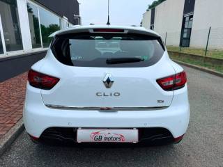 RENAULT Clio usata, con Alzacristalli elettrici