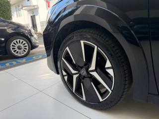 PEUGEOT 208 usata, con Luci diurne